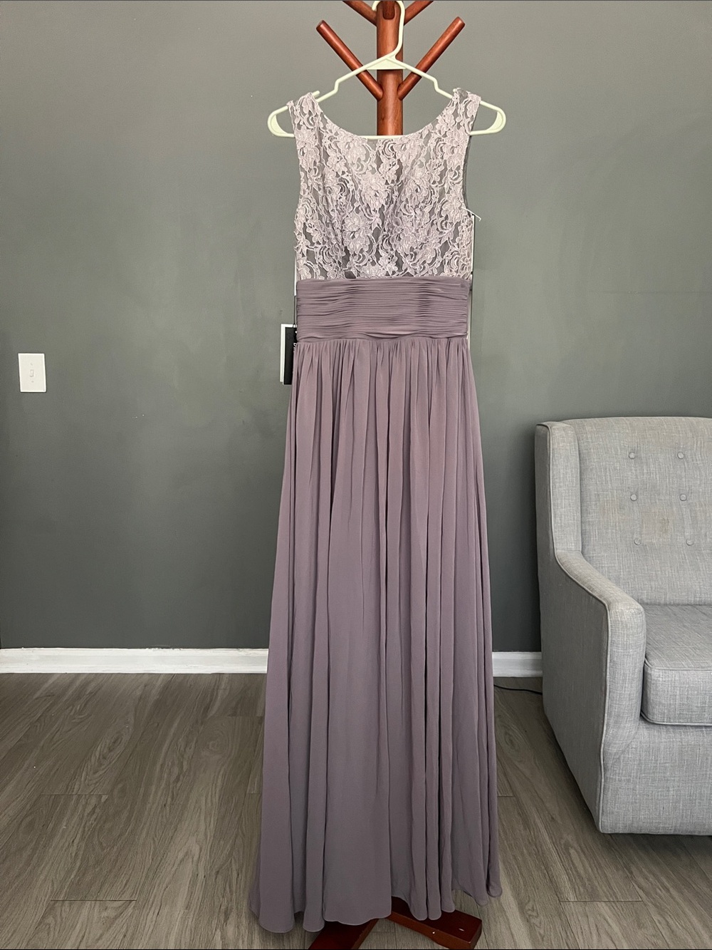 Sleeveless Lace Bodice Maxi Dress in Dusty Mauve